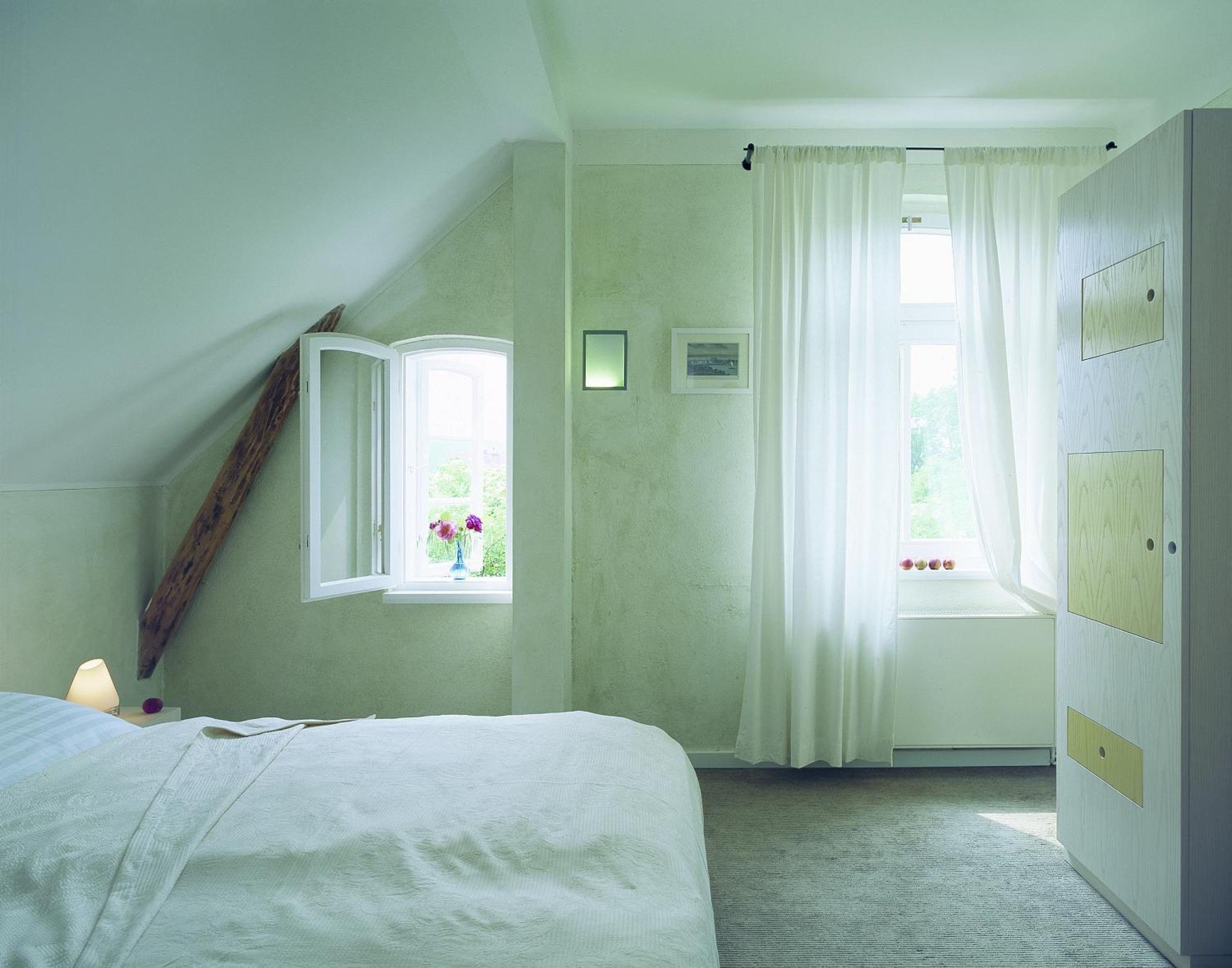 Seehotel Am Neuklostersee Bilik gambar